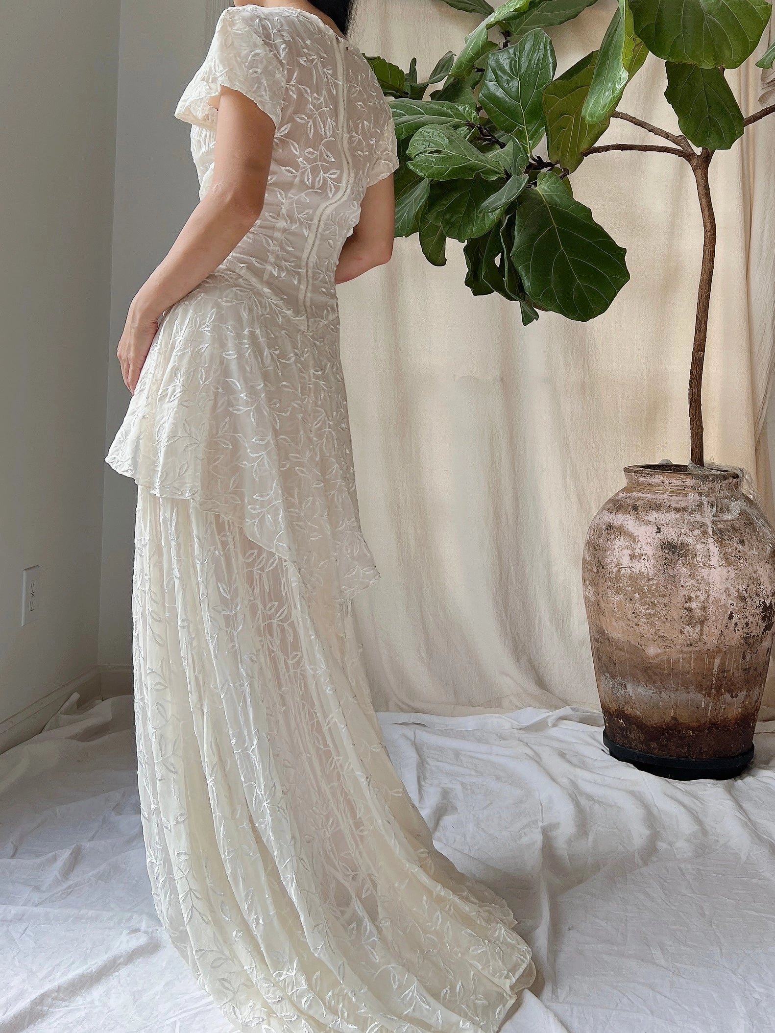 1940s Silk Embroidered Dress - XS