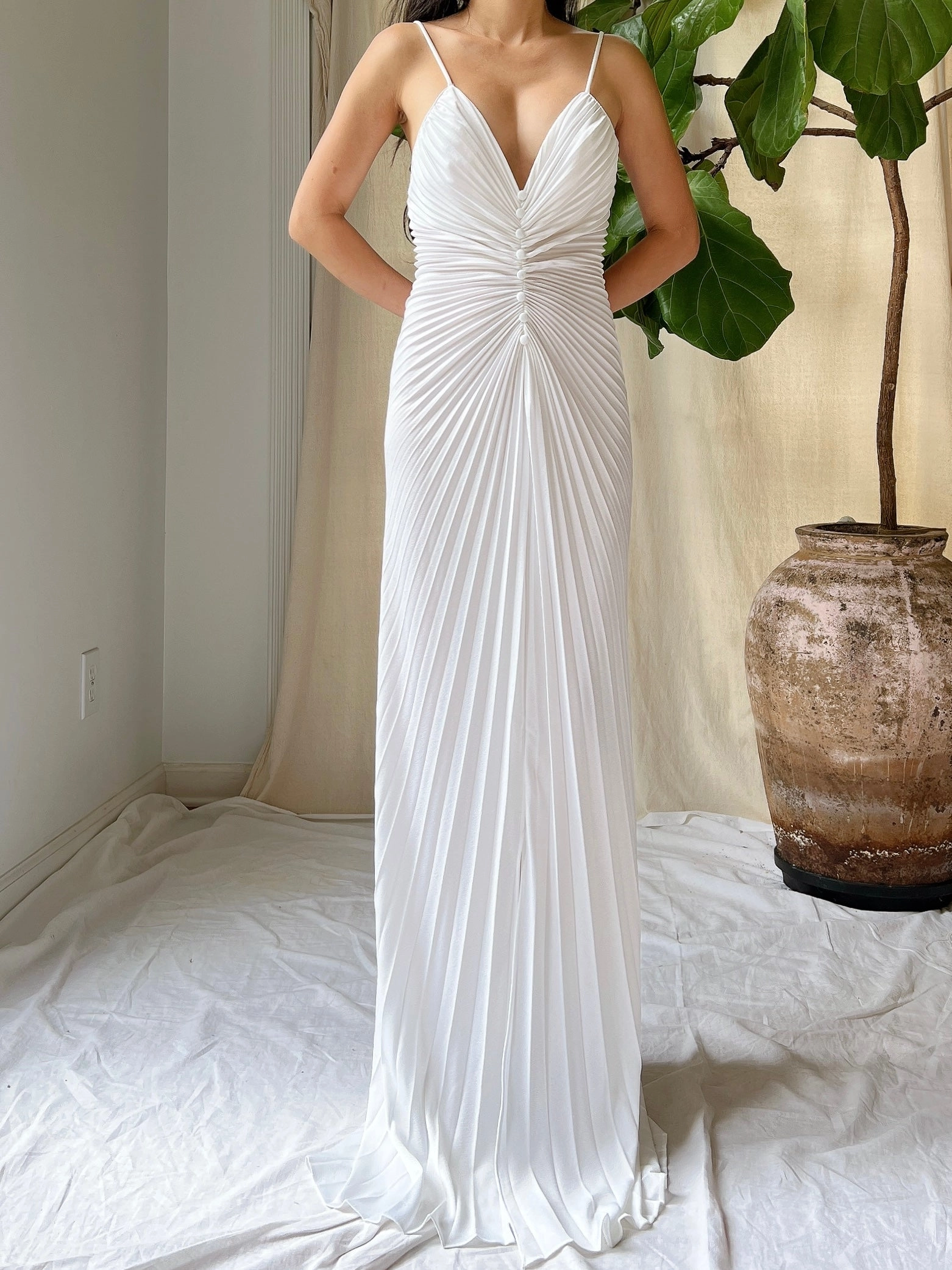 1970s White Jersey Pleated Dress - S