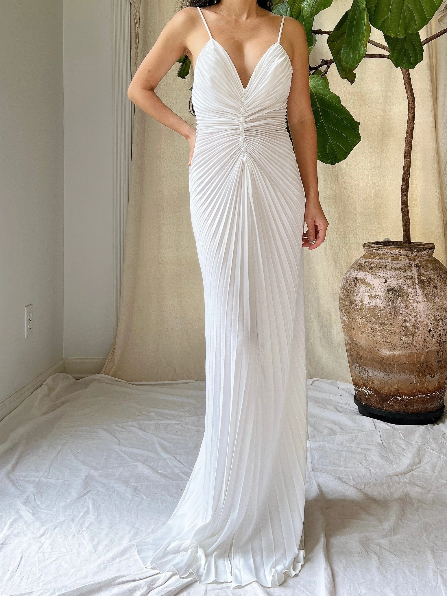 1970s White Jersey Pleated Dress - S