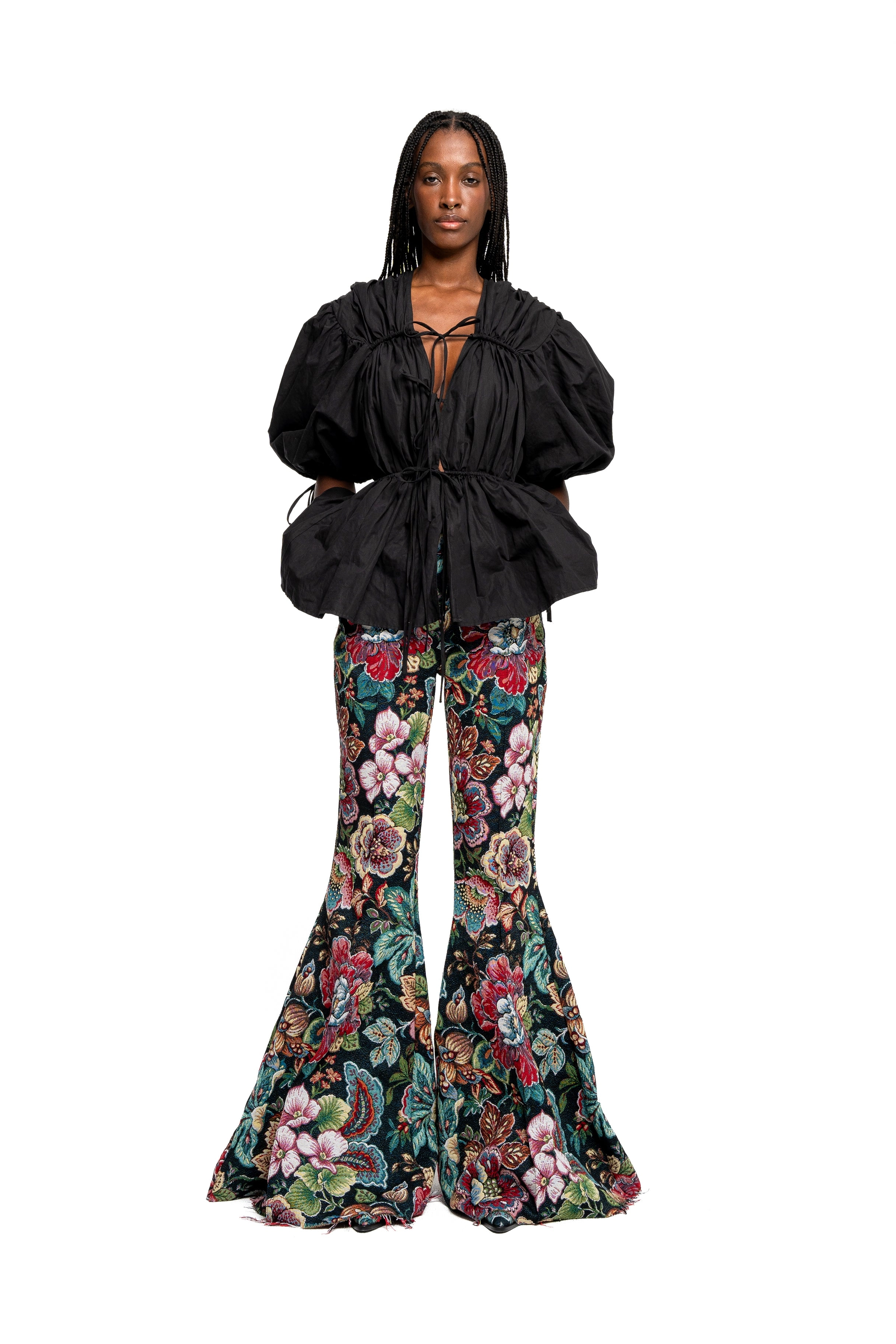 BLACK WRINKLED COTTON LACES RUCHED BLOUSE
