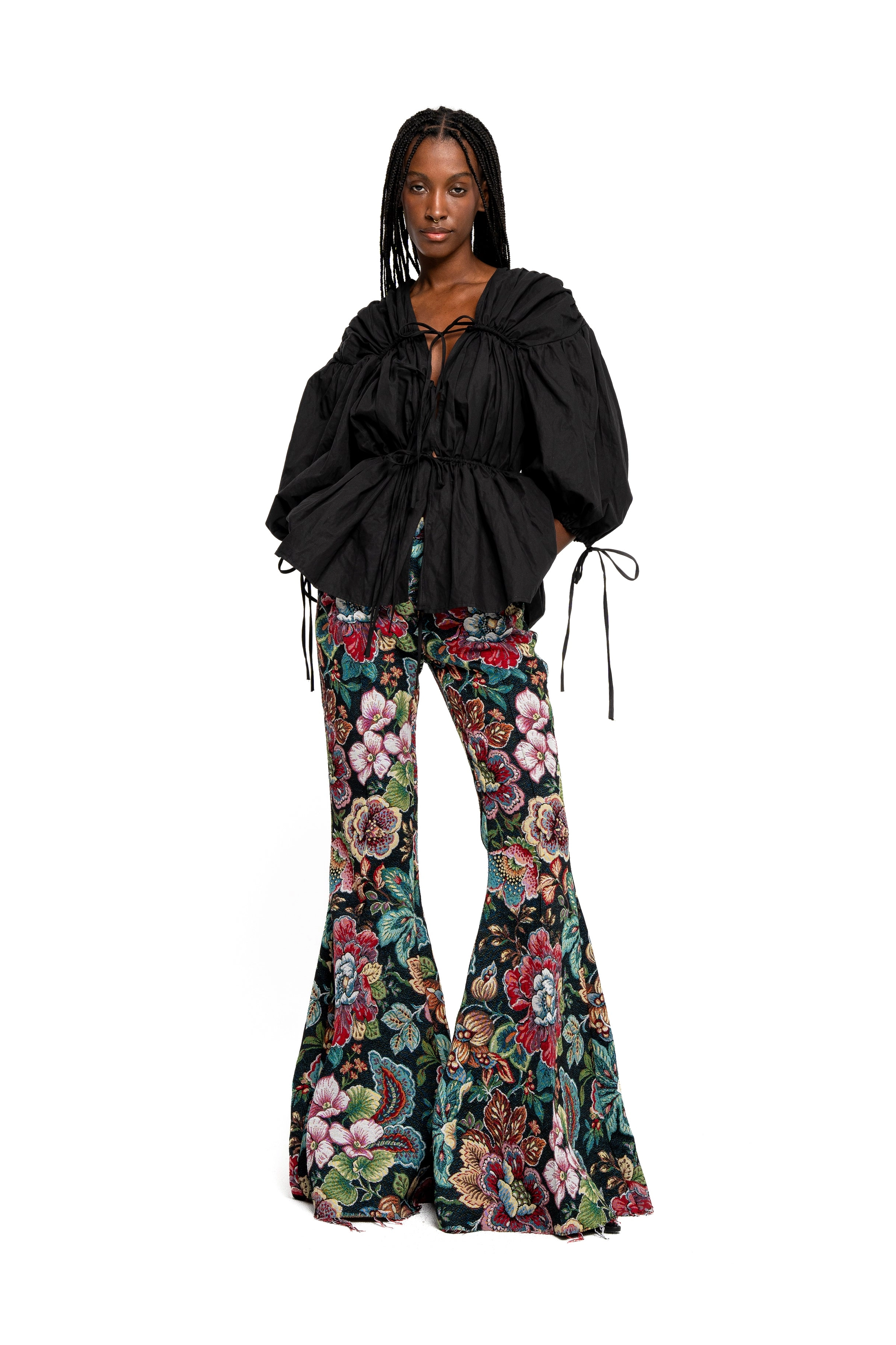 BLACK WRINKLED COTTON LACES RUCHED BLOUSE