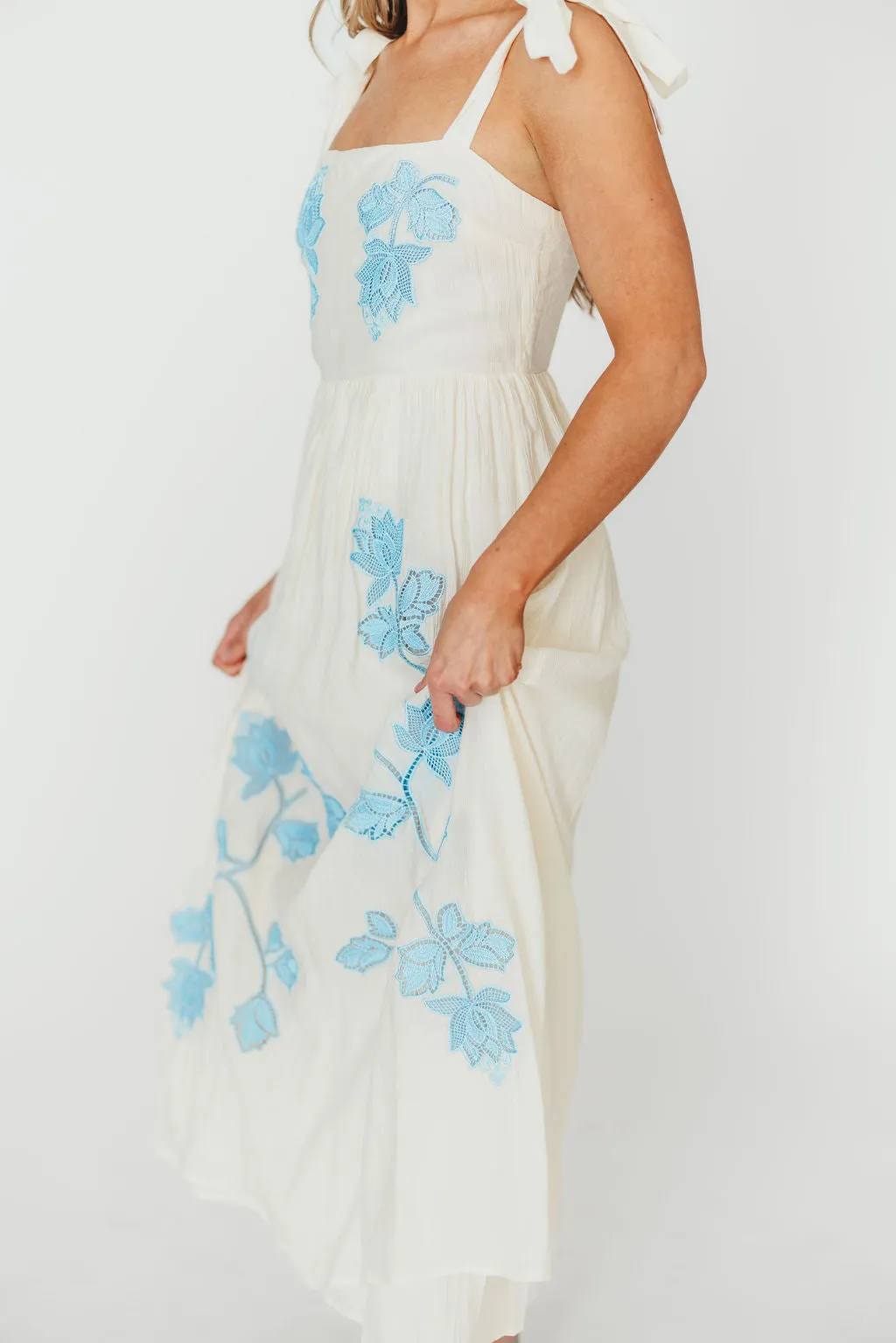 Clementine Embroidered Midi Dress in Cream/Light Blue