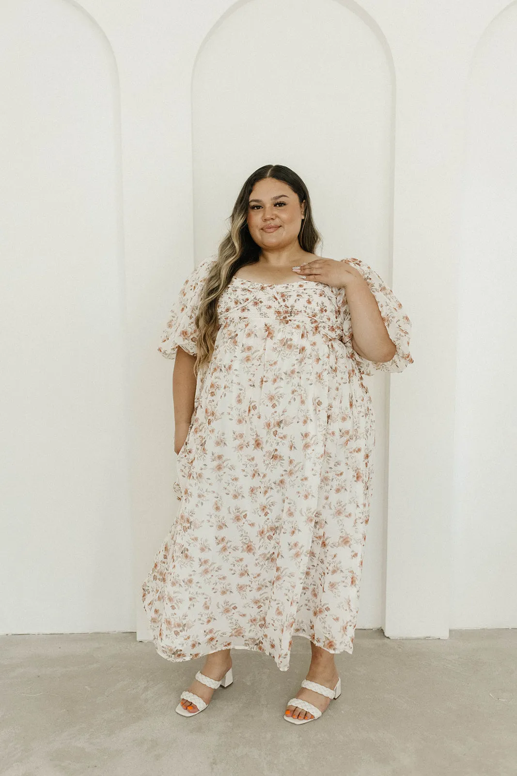 Harlow Maxi Dress in Ivory Floral - Bump Friendly & Inclusive Sizing (S-3XL)