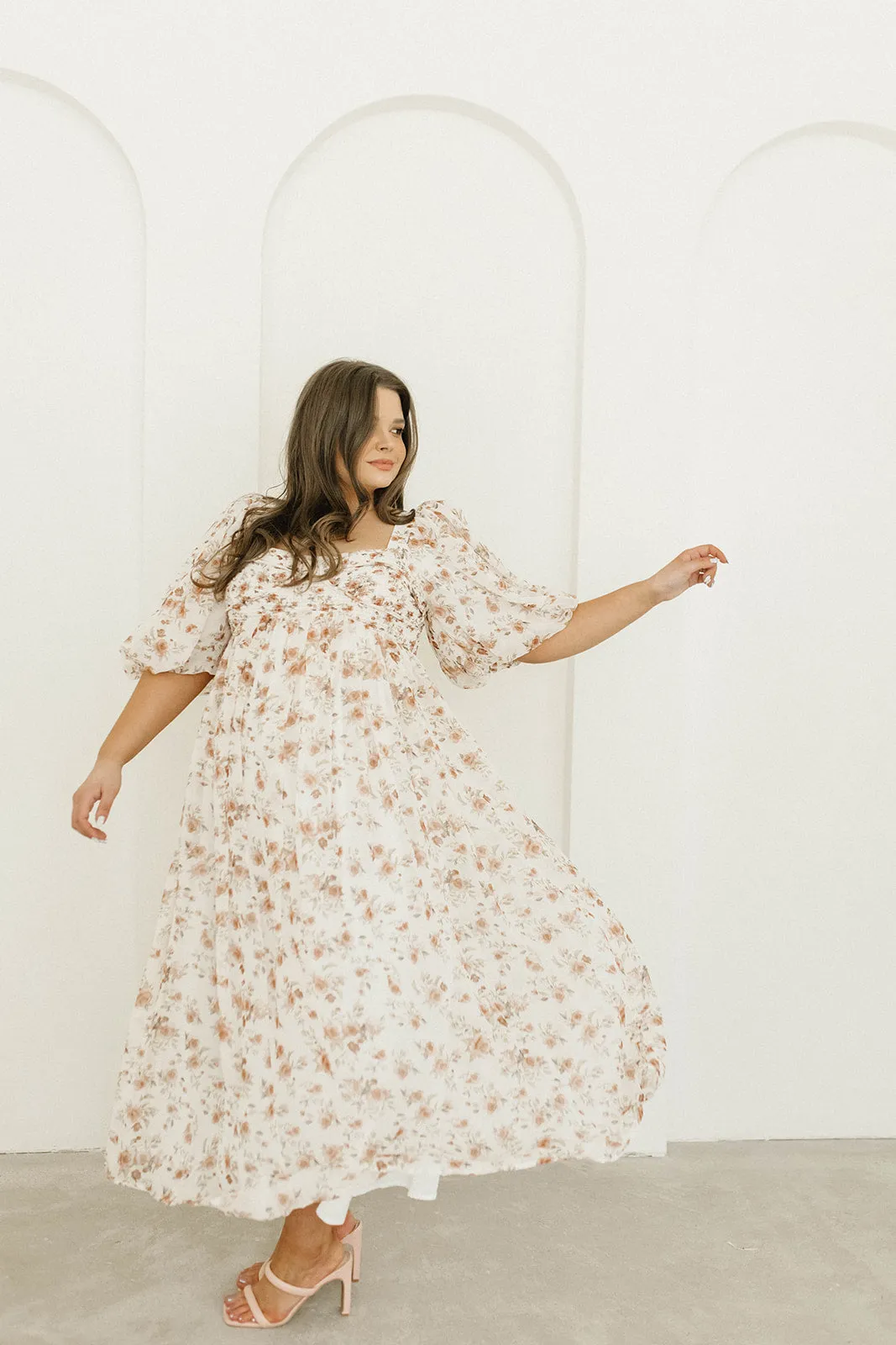 Harlow Maxi Dress in Ivory Floral - Bump Friendly & Inclusive Sizing (S-3XL)