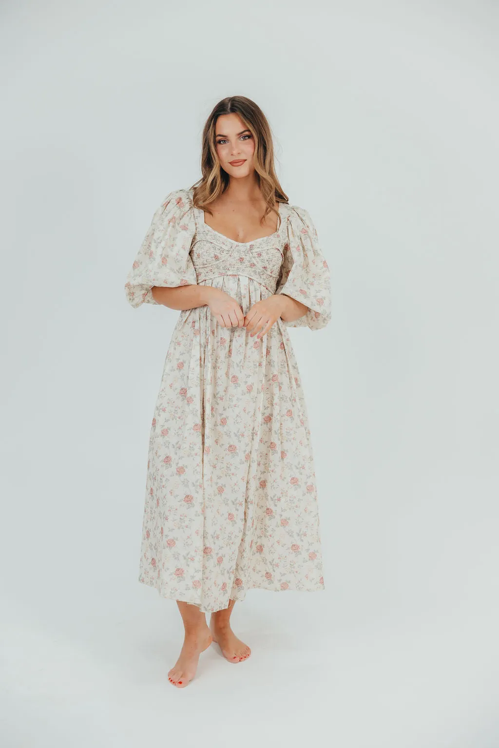 Harlow Maxi Dress in Off-White Floral - Bump Friendly & Inclusive Sizing (S-3XL)
