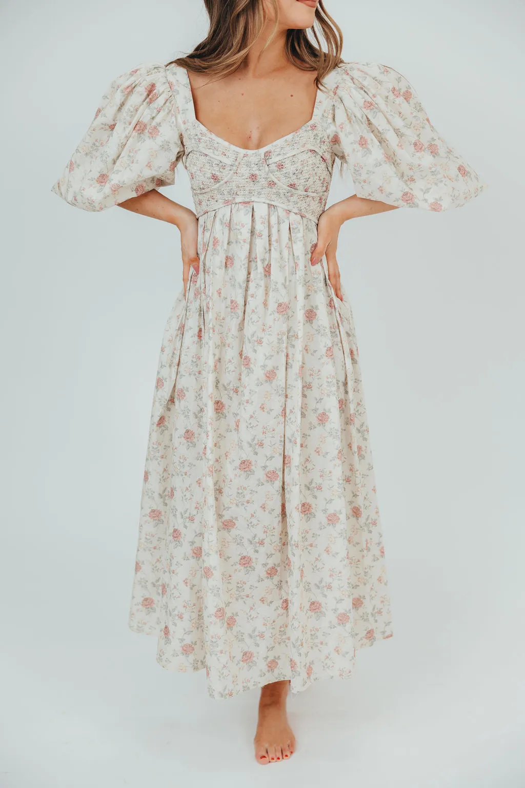 Harlow Maxi Dress in Off-White Floral - Bump Friendly & Inclusive Sizing (S-3XL)
