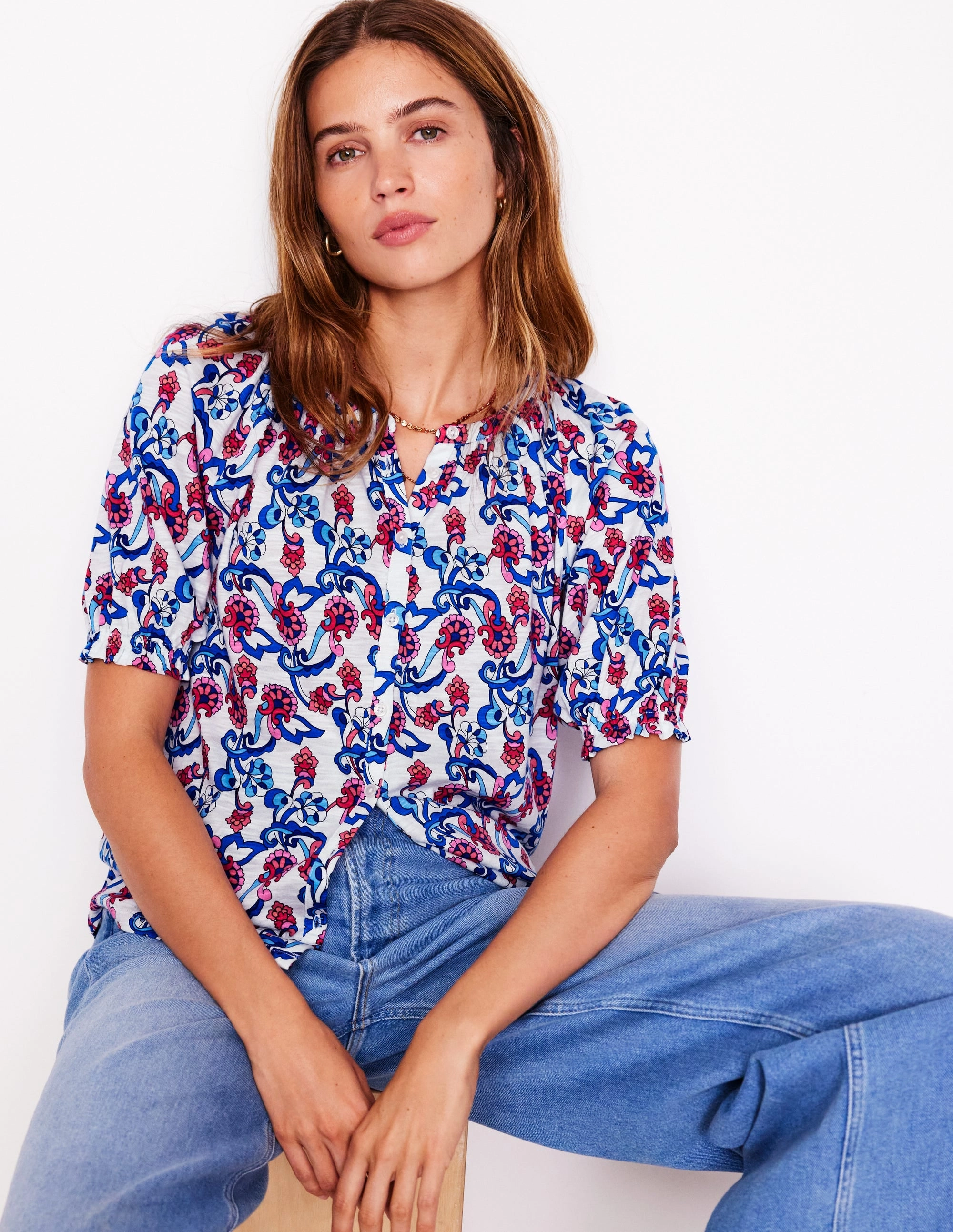 Isla Jersey Shirt-Ivory. Floral
