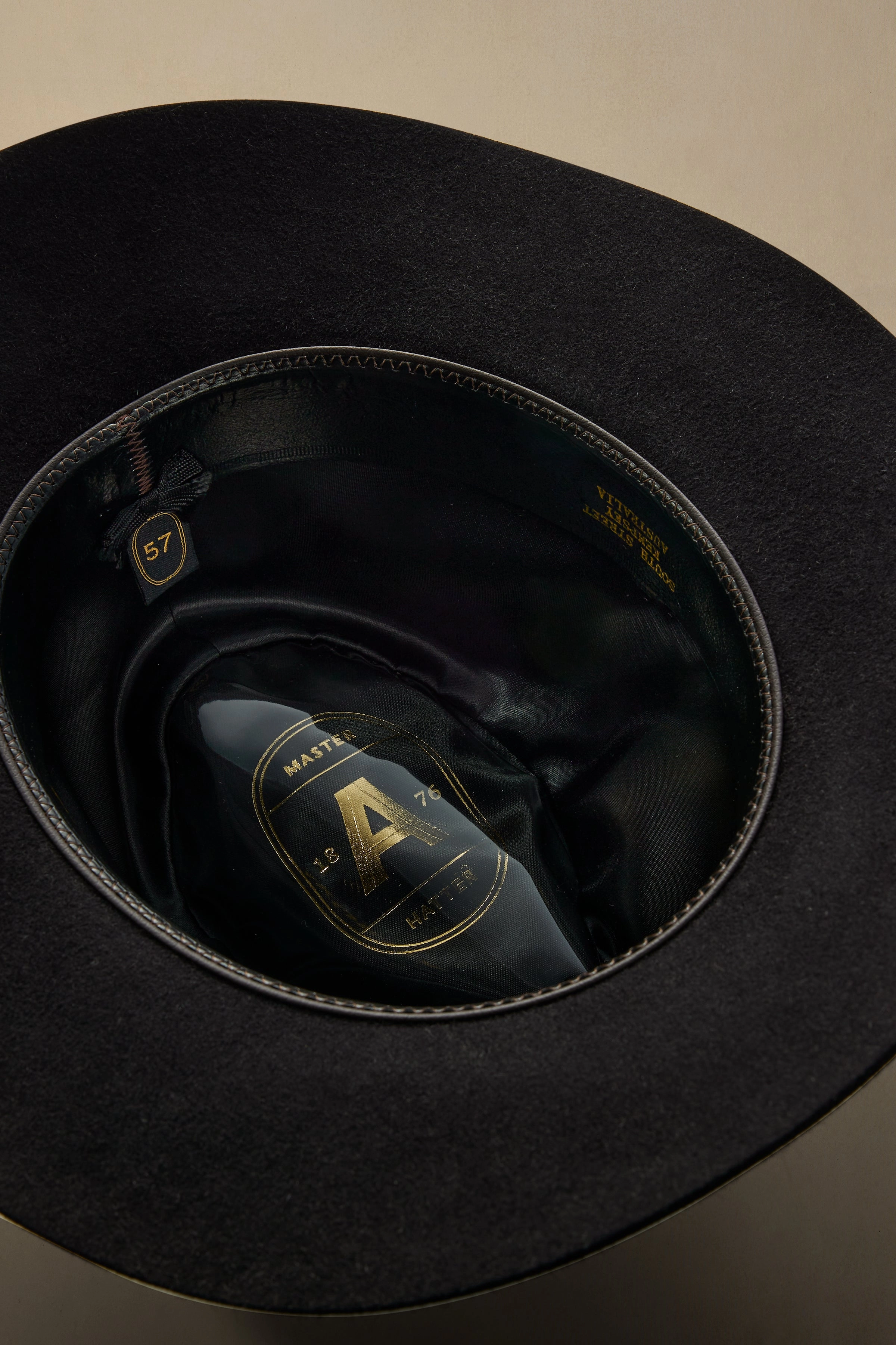 Leisure Time Black