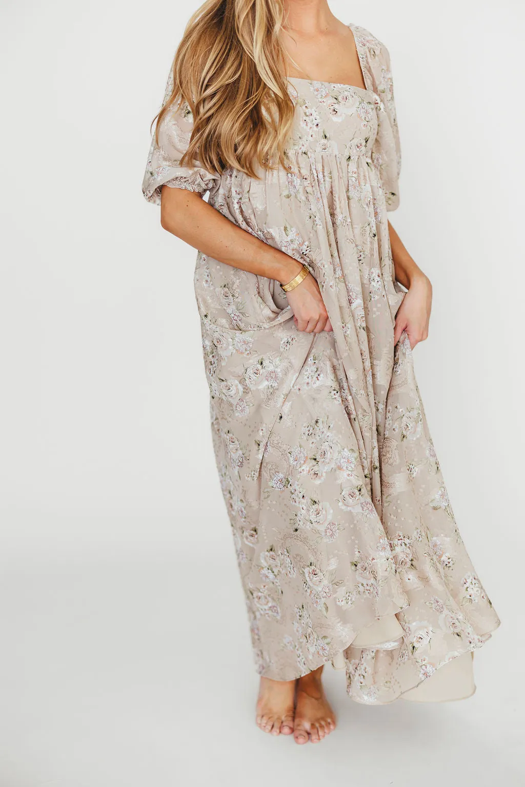 Mona Maxi Dress in Beige/Brown Floral