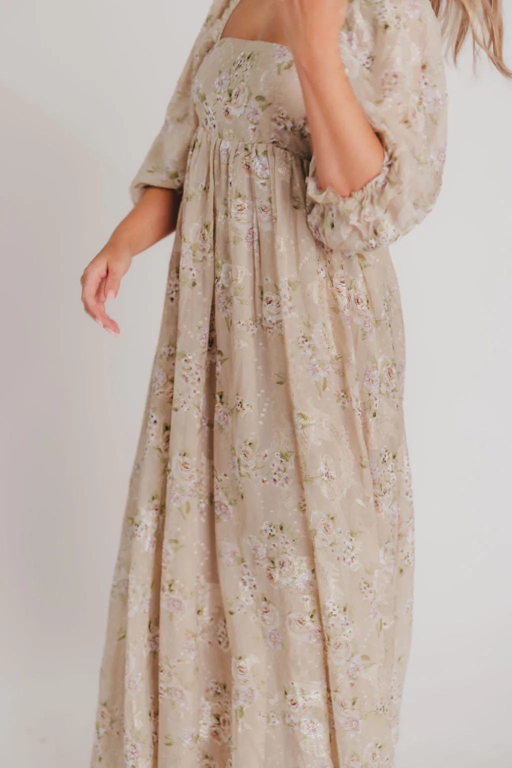 Mona Maxi Dress in Beige/Brown Floral