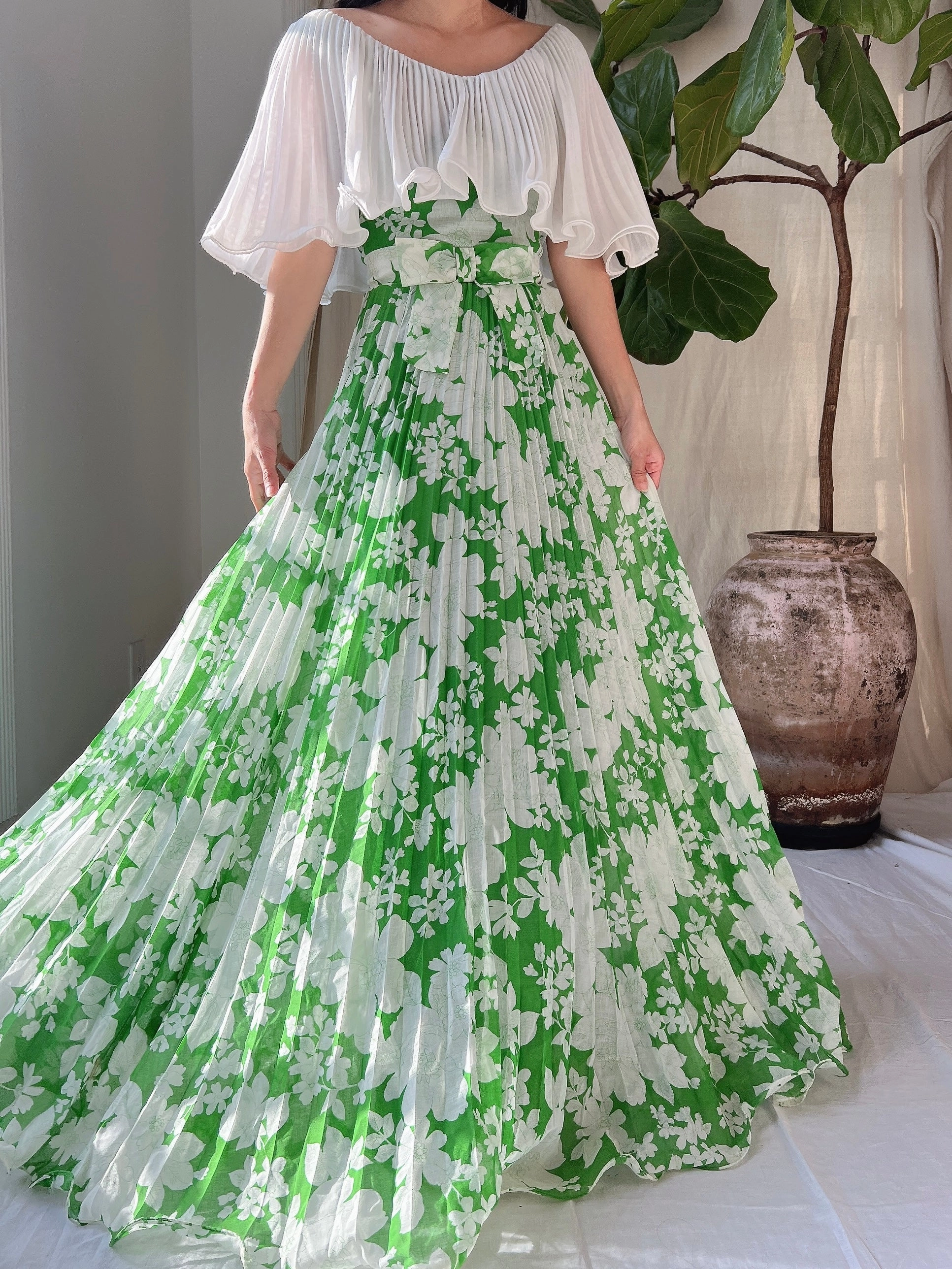 Vintage Cotton Pleated Dress - S