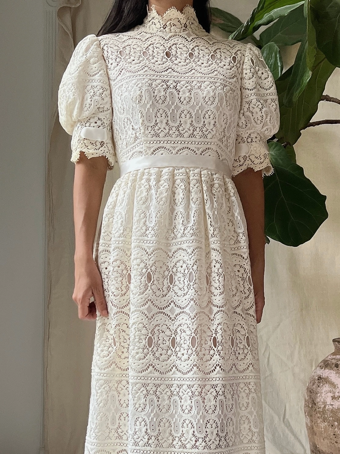 Vintage Puff Sleeves Crochet Dress - S