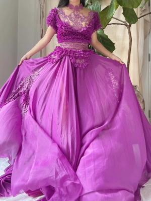 Vintage Silk Eavis and Brown Ruffle Bodice Gown - M/8