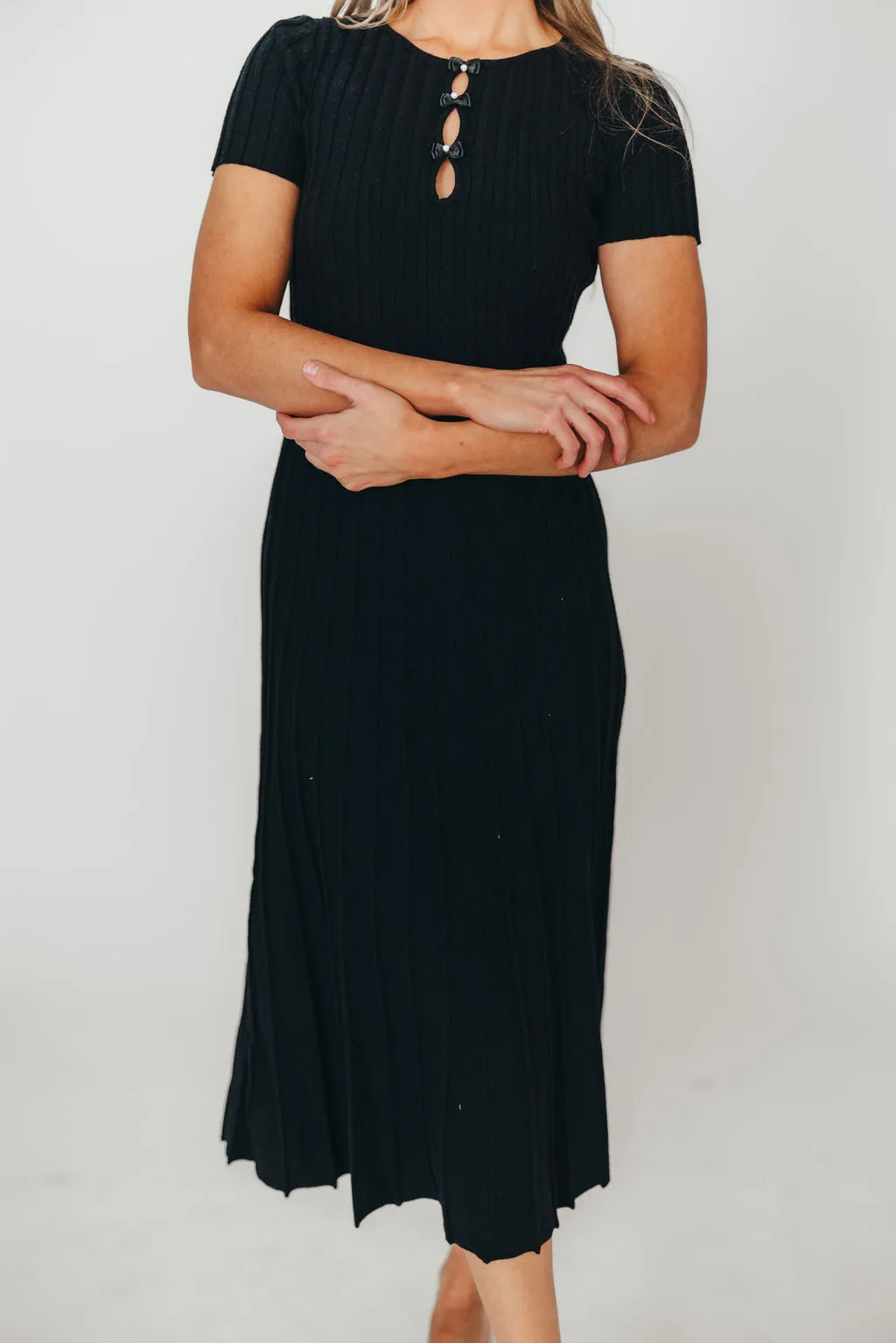 Winnie Front Bow Button Knit Midi Dress in Black - Bump Friendly